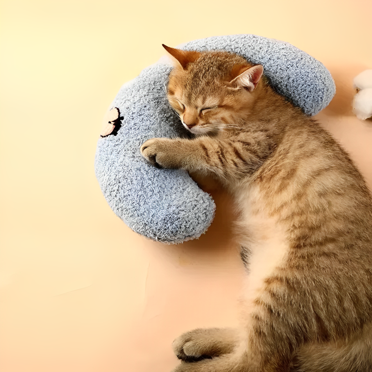 Comfortable Cat Hugging Pillow Neck Protector U-Shaped